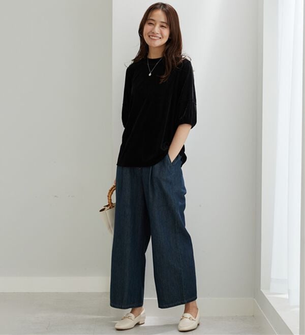 BELLUNA（ベルーナ）の「ベロア素材ふんわり袖プルオーバー（カットソー）」｜詳細画像