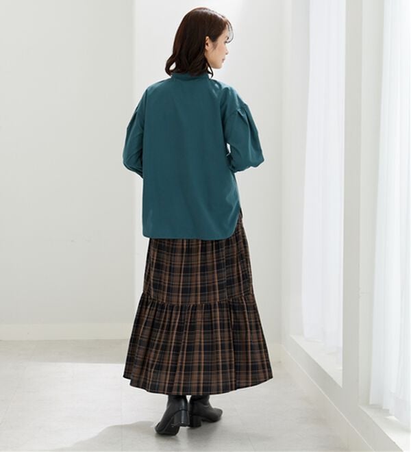 BELLUNA（ベルーナ）の「フリル衿パールボタン使いブラウス（ブラウス）」｜詳細画像