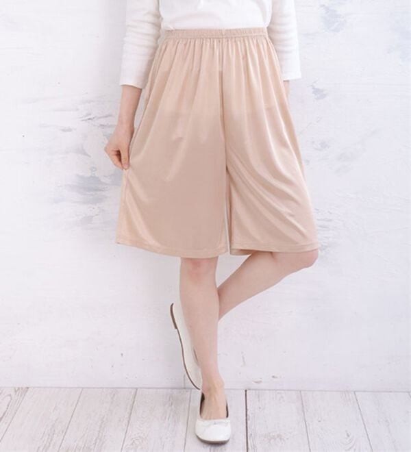 A HAPPY MARILYN（アハッピーマリリン）の「【Ｌ～８Ｌ】ペチパンツ・ペチスカート　選べるレングス（肌着・インナーウェア）」｜詳細画像