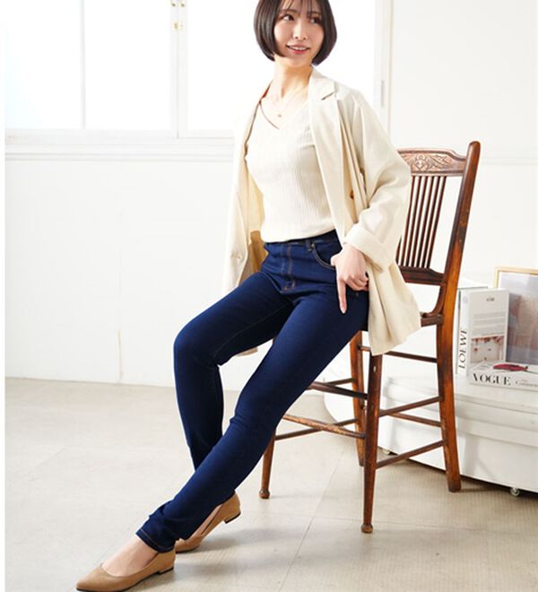 A HAPPY MARILYN（アハッピーマリリン）の「【Ｍ～８Ｌ】夏でもひんやり。足元に魔法をかけて。接触冷感 UV 魔法の美ライン ストレッチ スキニー デニムパンツ（スリム・スキニーパンツ）」｜詳細画像