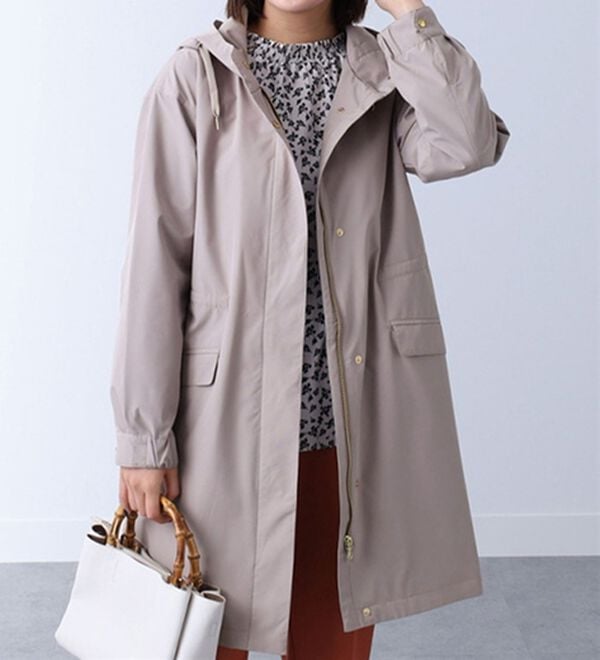 BELLUNA（ベルーナ）の「【高見え】防風はっ水ロング丈マウンテンパーカー（ロングコート）」｜サンドベージュ