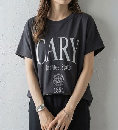 RANAN（ラナン）の「【汗シミ防止】カレッジロゴプリントＴ（Tシャツ）」