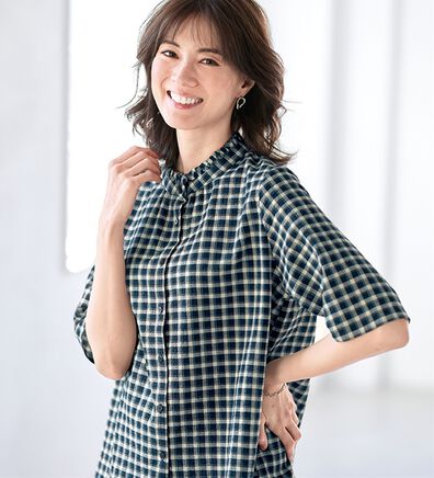 BELLUNA（ベルーナ）の「肌に優しい爽快コットン混フリルブラウス（シャツ）」