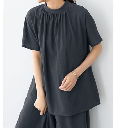 BELLUNA（ベルーナ）の「綿１００％涼やかハイネックトップス（ブラウス）」