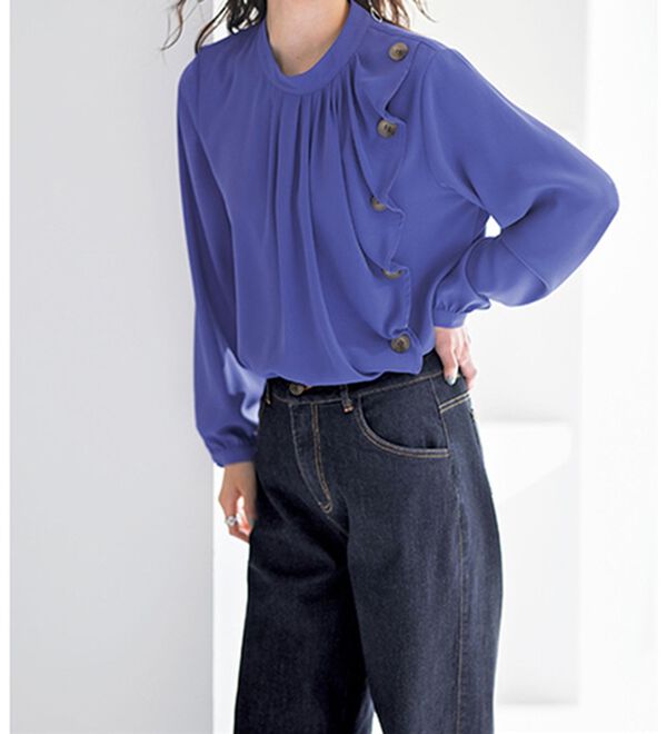 BELLUNA（ベルーナ）の「私が輝くボタンフリル使いブラウス（ブラウス）」｜詳細画像