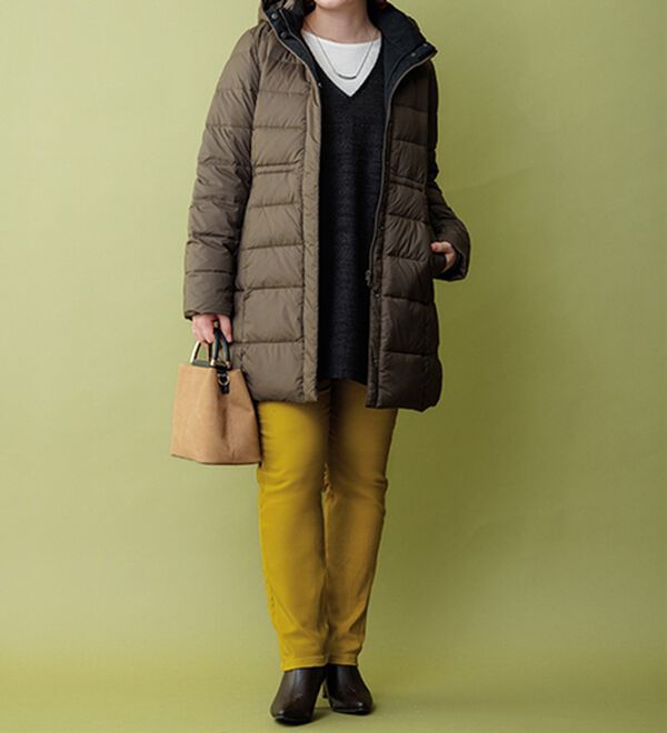 BELLUNA（ベルーナ）の「静電防止！蓄熱綿サテンストレッチカラーパンツ（フルレングスパンツ）」｜詳細画像