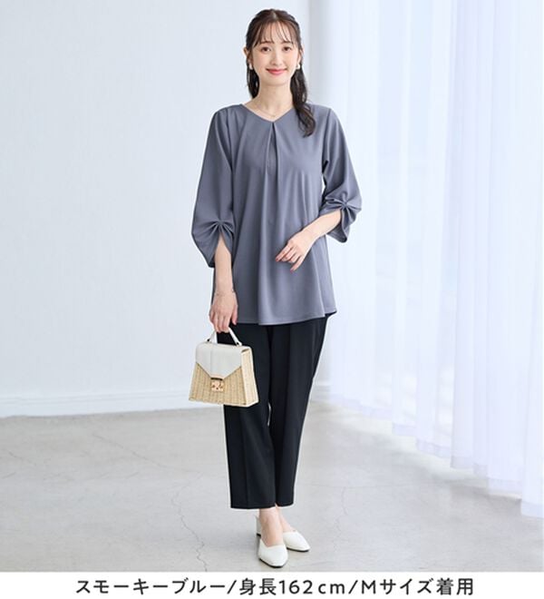 alotta（アロッタ）の「＜６つの機能付＞７分袖Ａラインフレアチュニックブラウス（チュニック）」｜詳細画像