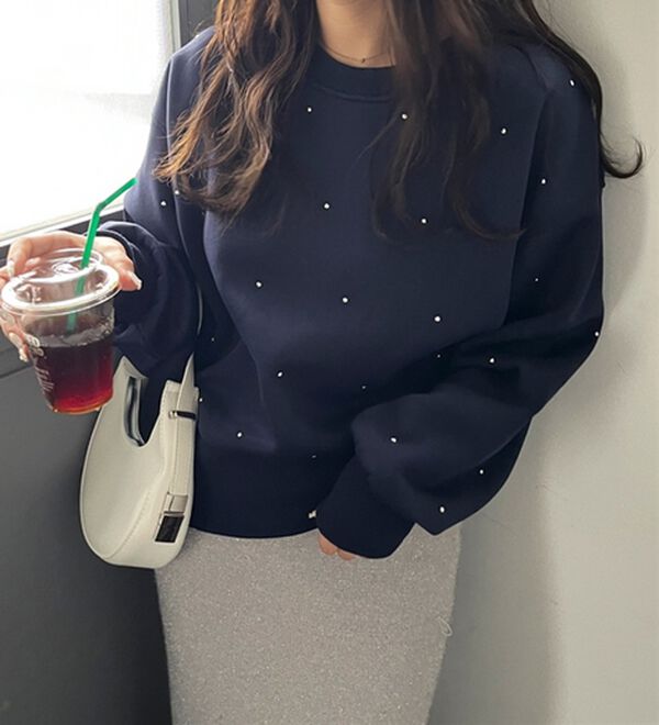 GeeRA（ジーラ）の「スタッズスウェット（トレーナー・スウェット）」｜詳細画像