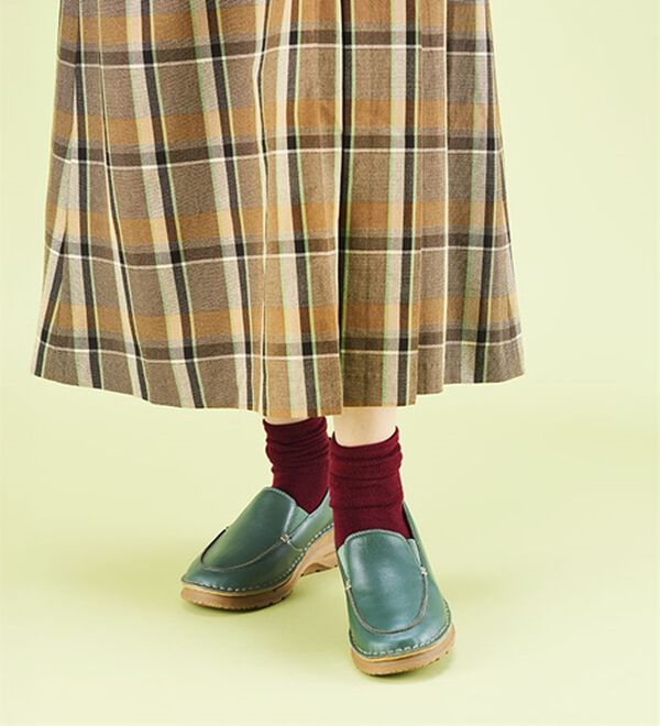 ルフラン（ルフラン）の「＜トゥビーコンティニュード＞４Ｅ牛革モカシンシューズ（フラットシューズ）」｜詳細画像