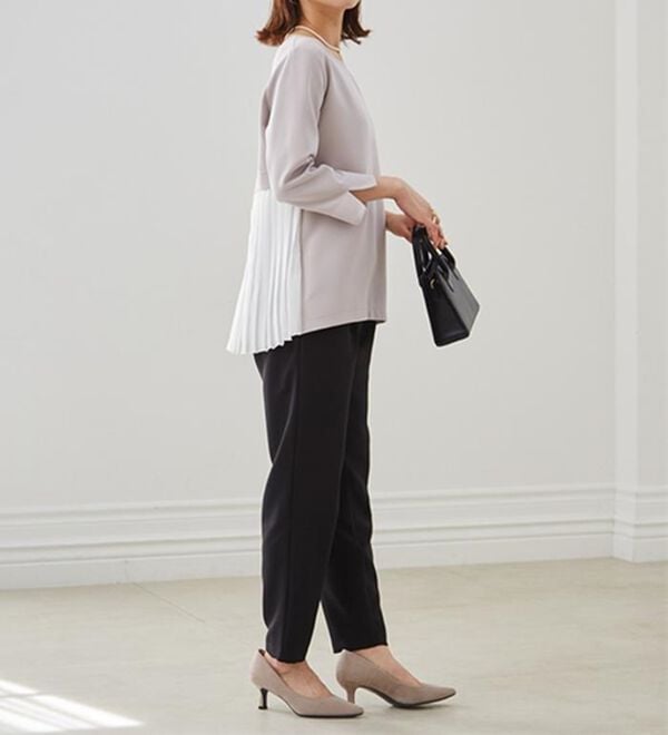 RANAN（ラナン）の「楽ちんキレイ見え！バックプリーツセットアップ（ブラウススーツ）」｜詳細画像