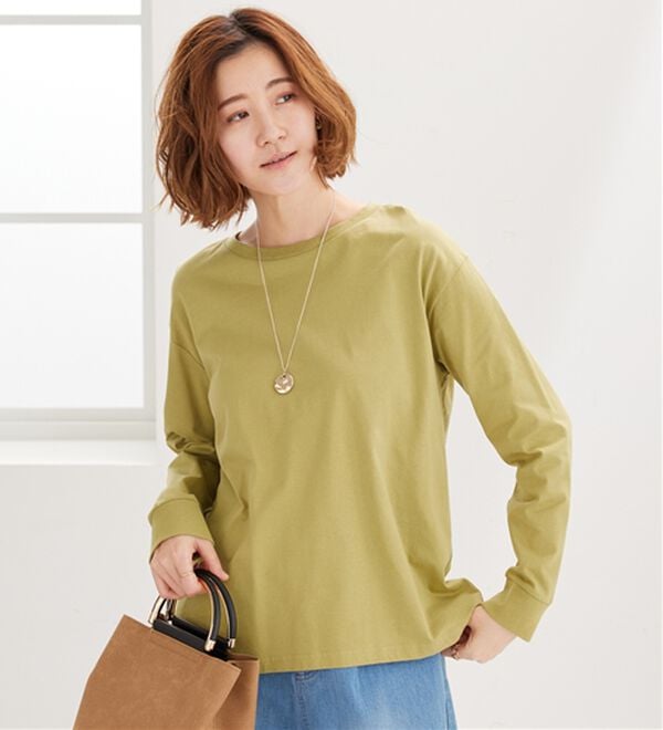 BELLUNA（ベルーナ）の「綿１００％大人顔サマ見え裾タックデザインプルオーバー（カットソー）」｜詳細画像