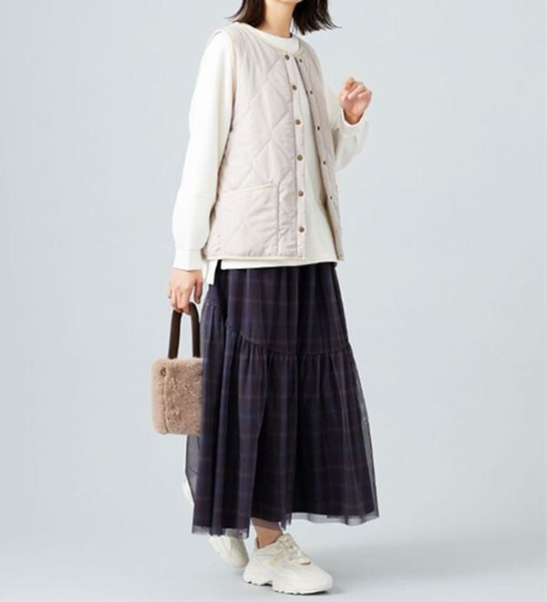 BELLUNA（ベルーナ）の「とろみ素材ドロスト使いプルオーバー（カットソー）」｜詳細画像