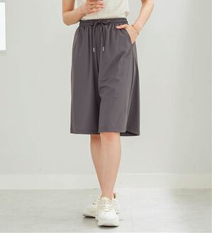 BELLUNA（ベルーナ）の「ヒンヤリ爽快！ゆったりハーフパンツ（その他パンツ）」｜チャコール