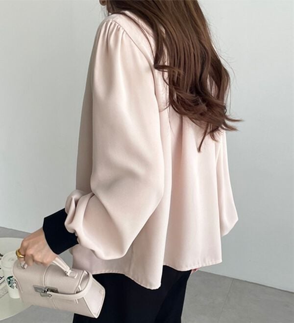 GeeRA（ジーラ）の「前後２ＷＡＹバイカラーブラウス（ブラウス）」｜詳細画像