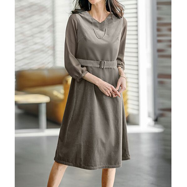 BELLUNA（ベルーナ）の「洗える！ライトベロア素材ワンピース（その他ワンピース）」｜詳細画像