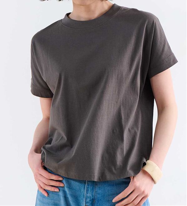 RANAN（ラナン）の「【選べる袖丈】【ひんやり・ＵＶ】＜BC＞綿100％プチハイネックＴシャツ（カットソー）」｜チャコール（半袖）