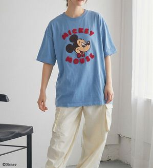 BELLUNA（ベルーナ）の「＜Ｄｉｓｎｅｙ＞【ミッキー】フェイスさがら刺しゅうワイドシルエットTシャツ（カットソー）」｜スカイブルー