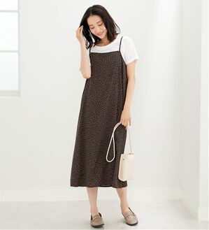 BELLUNA（ベルーナ）の「迷わず決まる！キャミワンピースセット（その他ワンピース）」｜チャコール系ドット