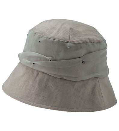 BELLUNA（ベルーナ）の「ビジュー使いシルククロッシェ（帽子）」