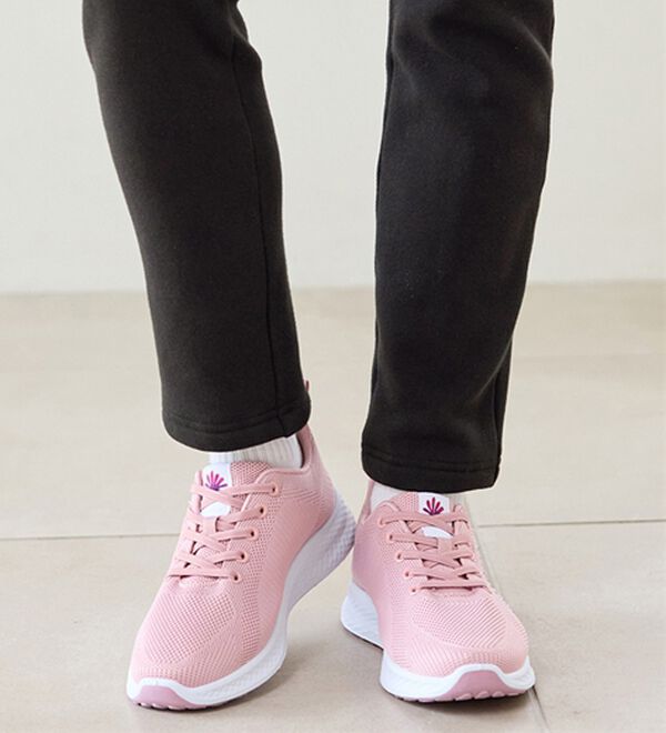 BELLUNA（ベルーナ）の「手を使わずに履けるニットスニーカー（スニーカー）」｜詳細画像