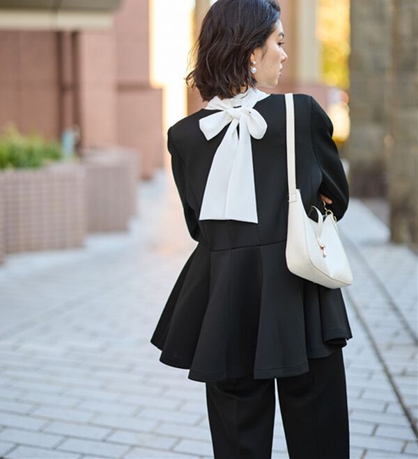 GeeRA（ジーラ）の「【２点セット】ペプラムジャケットテーパードパンツセットアップスーツ（パンツスーツ）」｜詳細画像