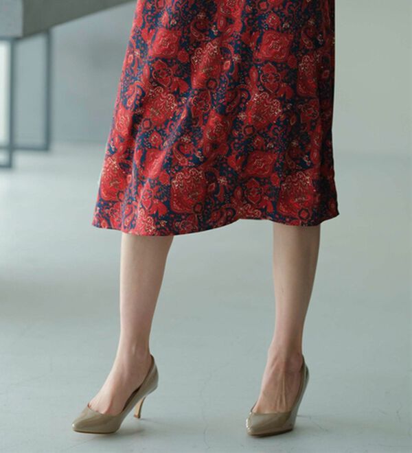 BELLUNA（ベルーナ）の「ビンテージ柄ピンタック使いワンピース（その他ワンピース）」｜詳細画像