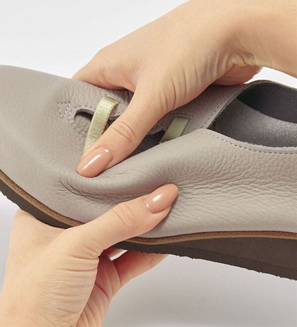 ルフラン（ルフラン）の「＜フィグリーノ＞ソフトレザーのサテンゴムシューズ（フラットシューズ）」｜詳細画像