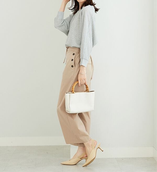 BELLUNA（ベルーナ）の「【2点セット】ネックレス付ラメ調ドルマンプルオーバー（カットソー）」｜詳細画像