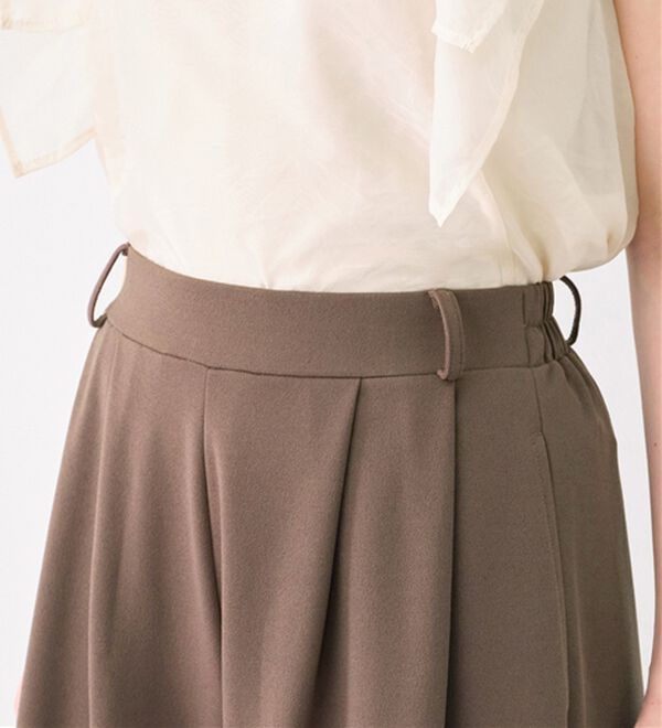 alotta（アロッタ）の「【４つの機能付】ひんやりドレープパンツ（ワイドパンツ・ガウチョ）」｜詳細画像