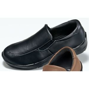 BELLUNA（ベルーナ）の「幅広軽量牛革スリッポンシューズ（スリッポン）」｜黒