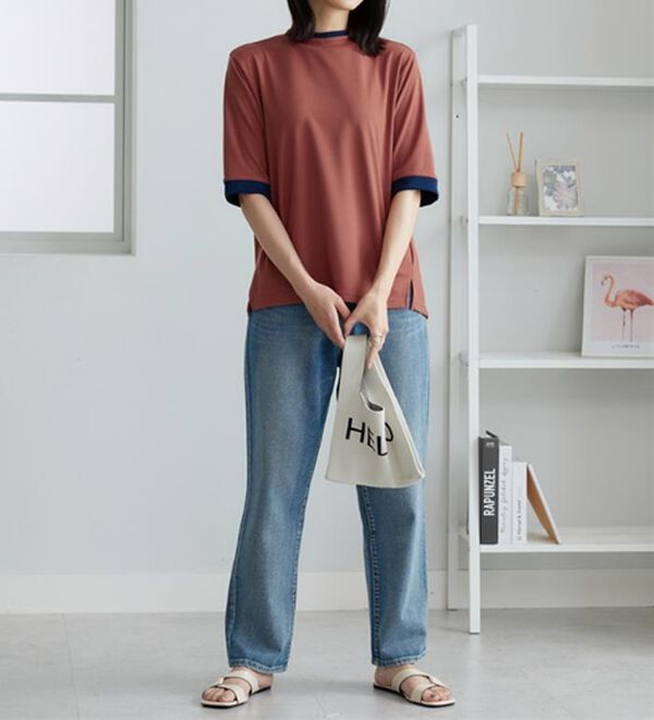 BELLUNA（ベルーナ）の「配色デザインハイネックプルオーバー（カットソー）」｜詳細画像