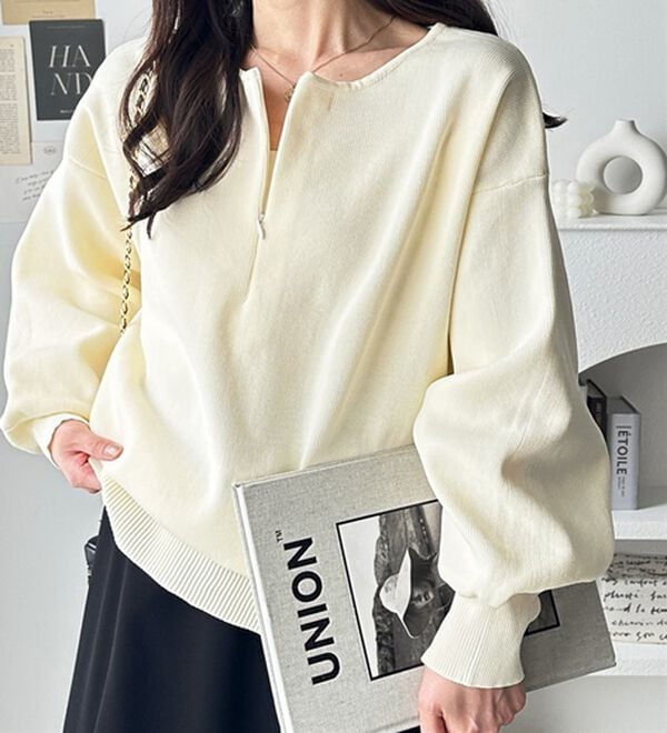 GeeRA（ジーラ）の「ハーフジップニットプルオーバー（ニット・セーター）」｜詳細画像