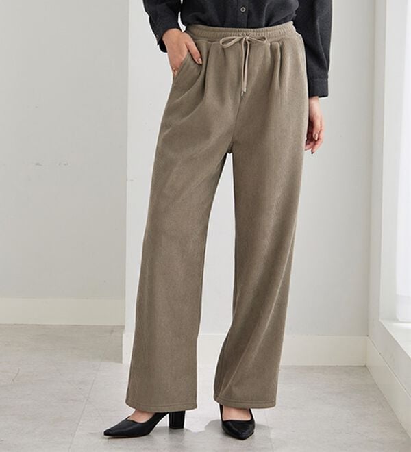 BELLUNA（ベルーナ）の「なめらか裏ベロアコーデュロイワイドパンツ（ワイドパンツ・ガウチョ）」｜詳細画像