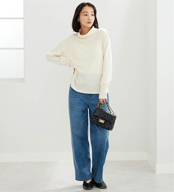 BELLUNA（ベルーナ）の「まるでニット！サラッと軽いリブハイネックプルオーバー（カットソー）」｜詳細画像