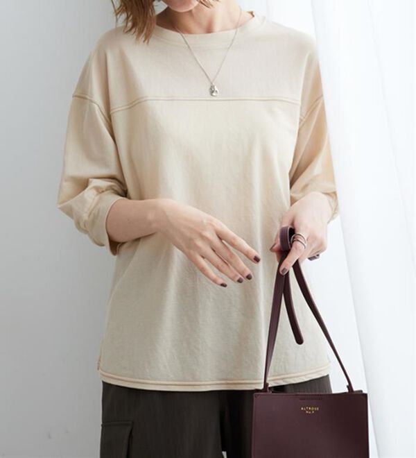 BELLUNA（ベルーナ）の「配色ステッチデザインプルオーバー（カットソー）」｜ベージュ