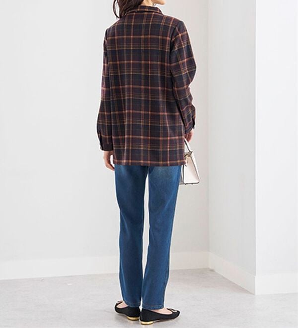 BELLUNA（ベルーナ）の「裏ベロアストレッチ素材レギンスパンツ（フルレングスパンツ）」｜詳細画像