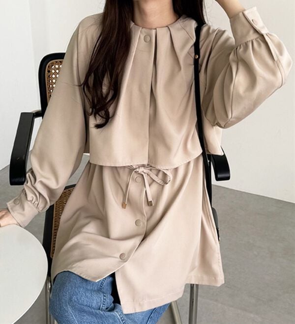 GeeRA（ジーラ）の「ケープデザインミドル丈マンパー（ブルゾン）」｜詳細画像