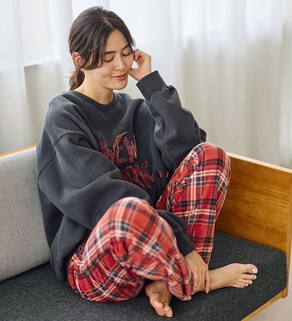 LAVIENNE（ラヴィエンヌ）の「肌側綿１００％あったかフリースボトム（その他パンツ）」｜詳細画像