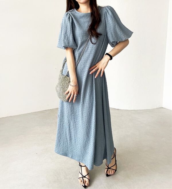 GeeRA（ジーラ）の「ボリューム袖楽ちん表面感ワンピース（カットソーワンピース）」｜詳細画像