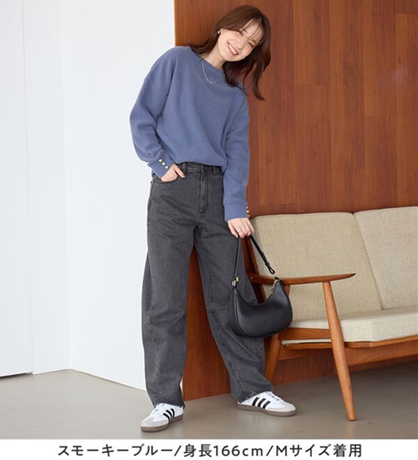 Viola e Viola（ヴィオラ エ ヴィオラ）の「あったか裏起毛袖口ボタンニットソートップス（カットソー）」｜詳細画像