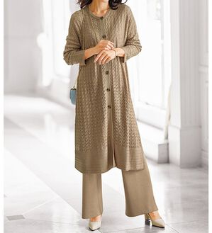 BELLUNA（ベルーナ）の「ニット素材透かし編デザインセットアップ（セットアップ）」｜ベージュ