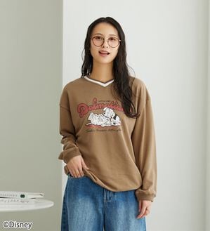 BELLUNA（ベルーナ）の「＜Ｄｉｓｎｅｙ＞【１０１匹わんちゃん】裏毛Ｖネックトレーナー（カットソー）」｜モカ