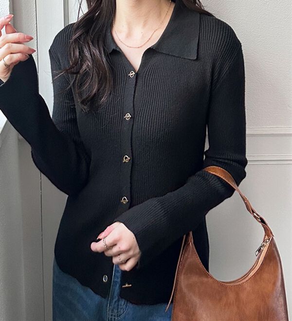 GeeRA（ジーラ）の「ゴールドボタンポロ衿リブニットトップス（ニットカーディガン）」｜詳細画像