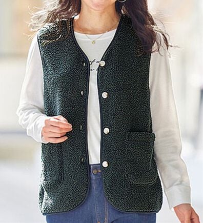 BELLUNA（ベルーナ）の「着回し自在！裏フリースあったかプードルボアベスト（ベスト）」