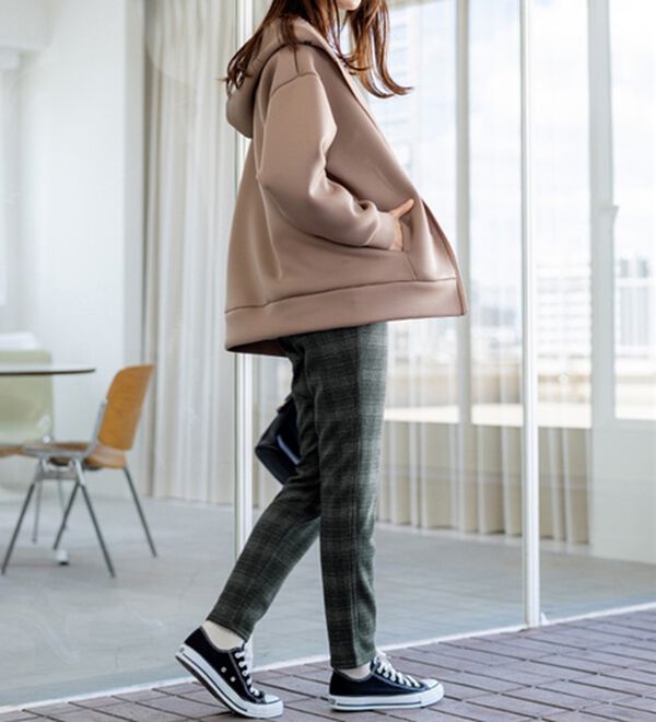 BELLUNA（ベルーナ）の「【あったか仕様♪】すっきり見え！裏ファーパンツ（フルレングスパンツ）」｜詳細画像