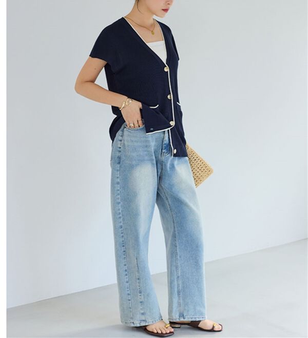 alotta（アロッタ）の「ライン使いゴールドボタン半袖カーデ（その他カーディガン）」｜詳細画像