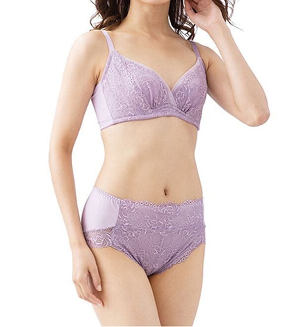 LAVIENNE（ラヴィエンヌ）の「やわらか着け心地の育乳ブラ・ショーツ（別売）（ブラジャー）」｜詳細画像