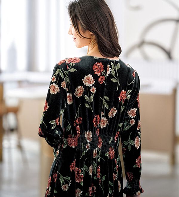 BELLUNA（ベルーナ）の「花柄プリントベロアワンピース（その他ワンピース）」｜詳細画像