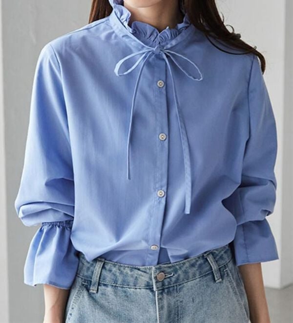 RANAN（ラナン）の「プチフリルリボン付きブラウス（ブラウス）」｜詳細画像