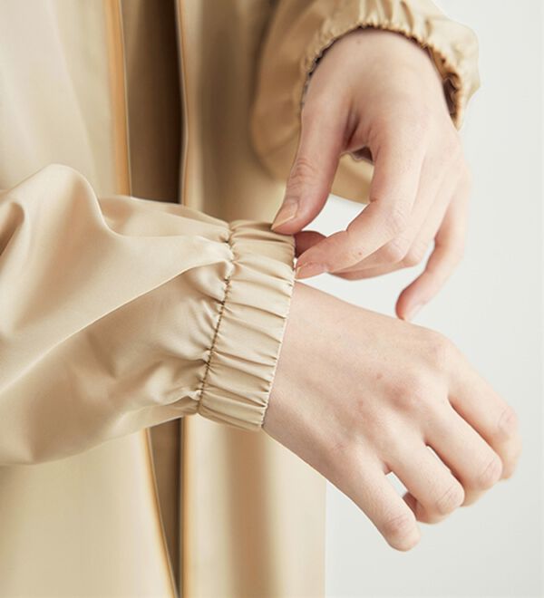 BELLUNA（ベルーナ）の「はっ水加工軽量パーカー（ポーチ付）（パーカー）」｜詳細画像